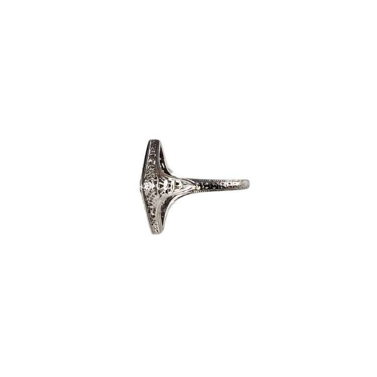 18 Karat White Gold Onyx and Diamond Ring For Sale at 1stDibs