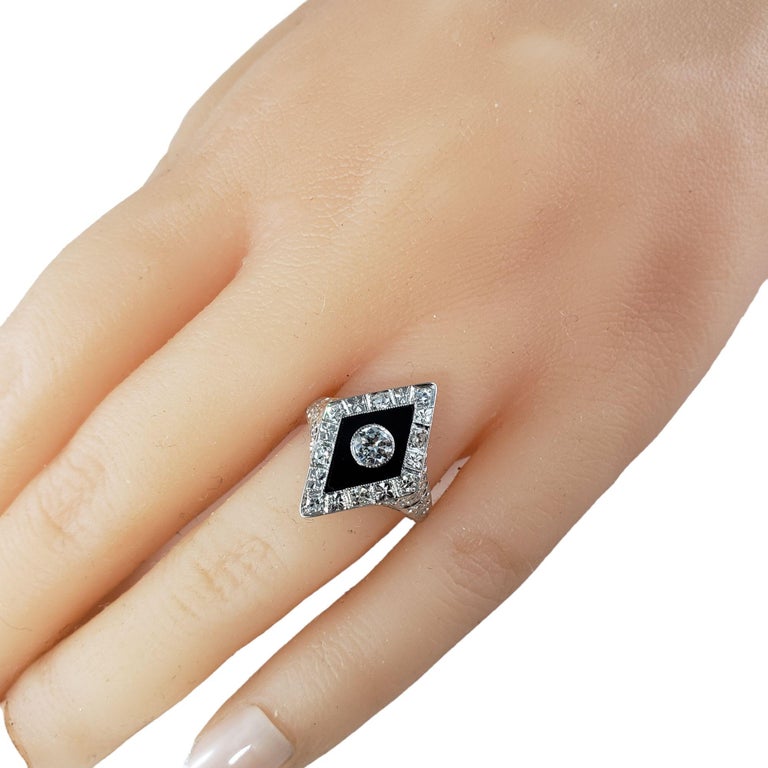 18 Karat White Gold Onyx and Diamond Ring For Sale at 1stDibs