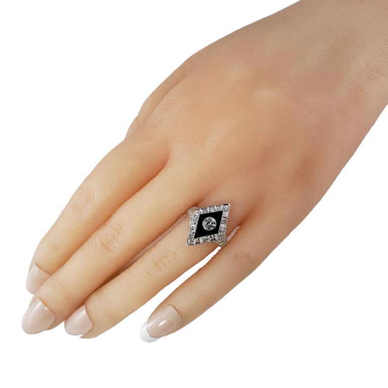 18 Karat White Gold Onyx and Diamond Ring For Sale at 1stDibs