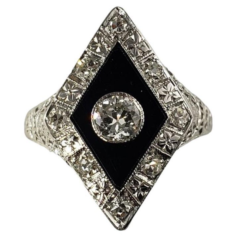 18 Karat White Gold Onyx and Diamond Ring For Sale at 1stDibs