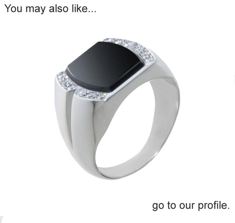 18 Karat White Gold, Onyx and Diamonds Men's and Women Ring For Sale at