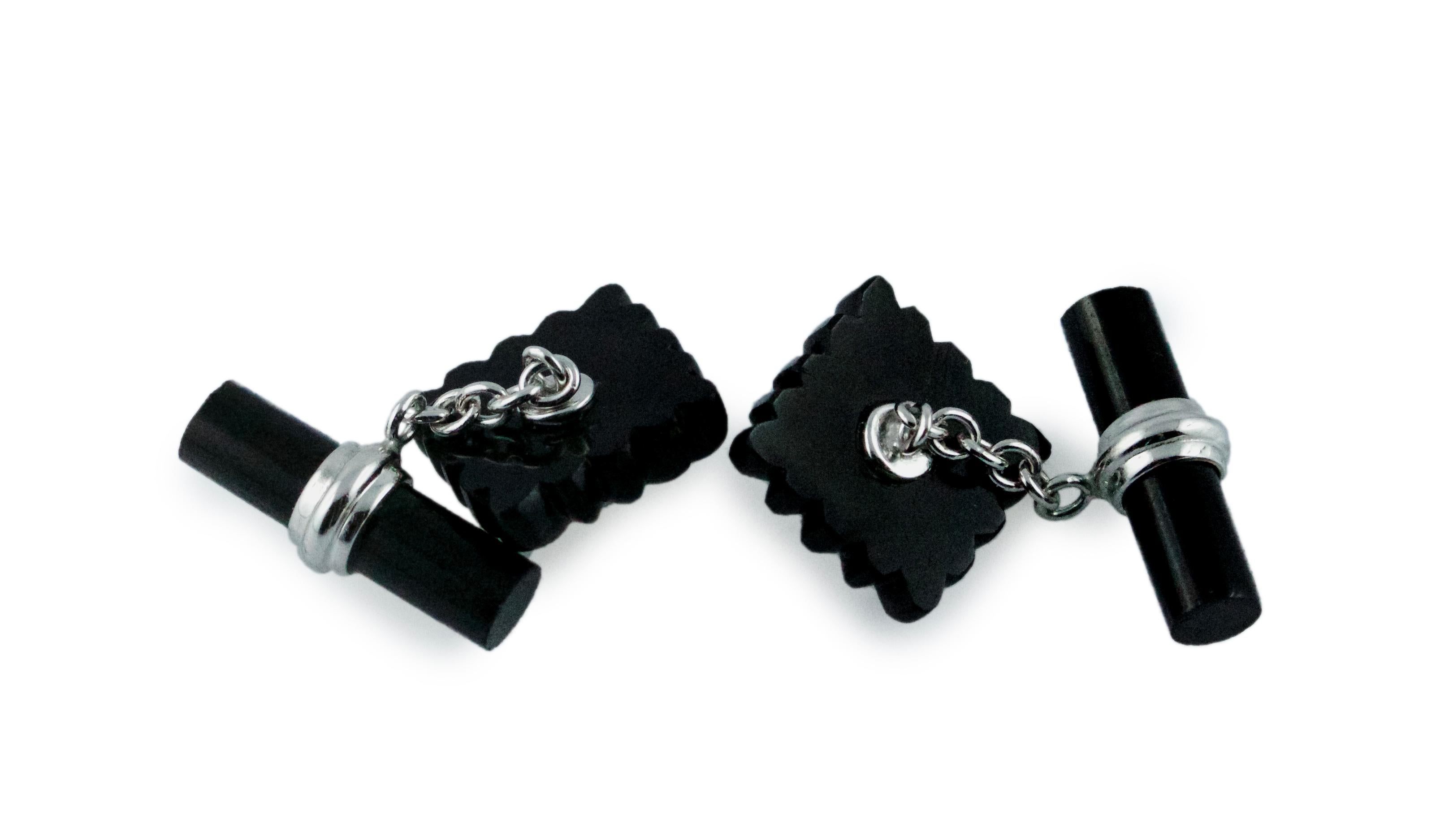 Mixed Cut 18 Karat White Gold Onyx Emeralds Carved Squared Cufflinks For Sale