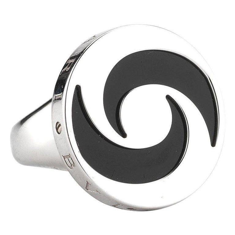 18 Karat White Gold Onyx Optical Illusion Spin Ring by Buglari at 1stDibs