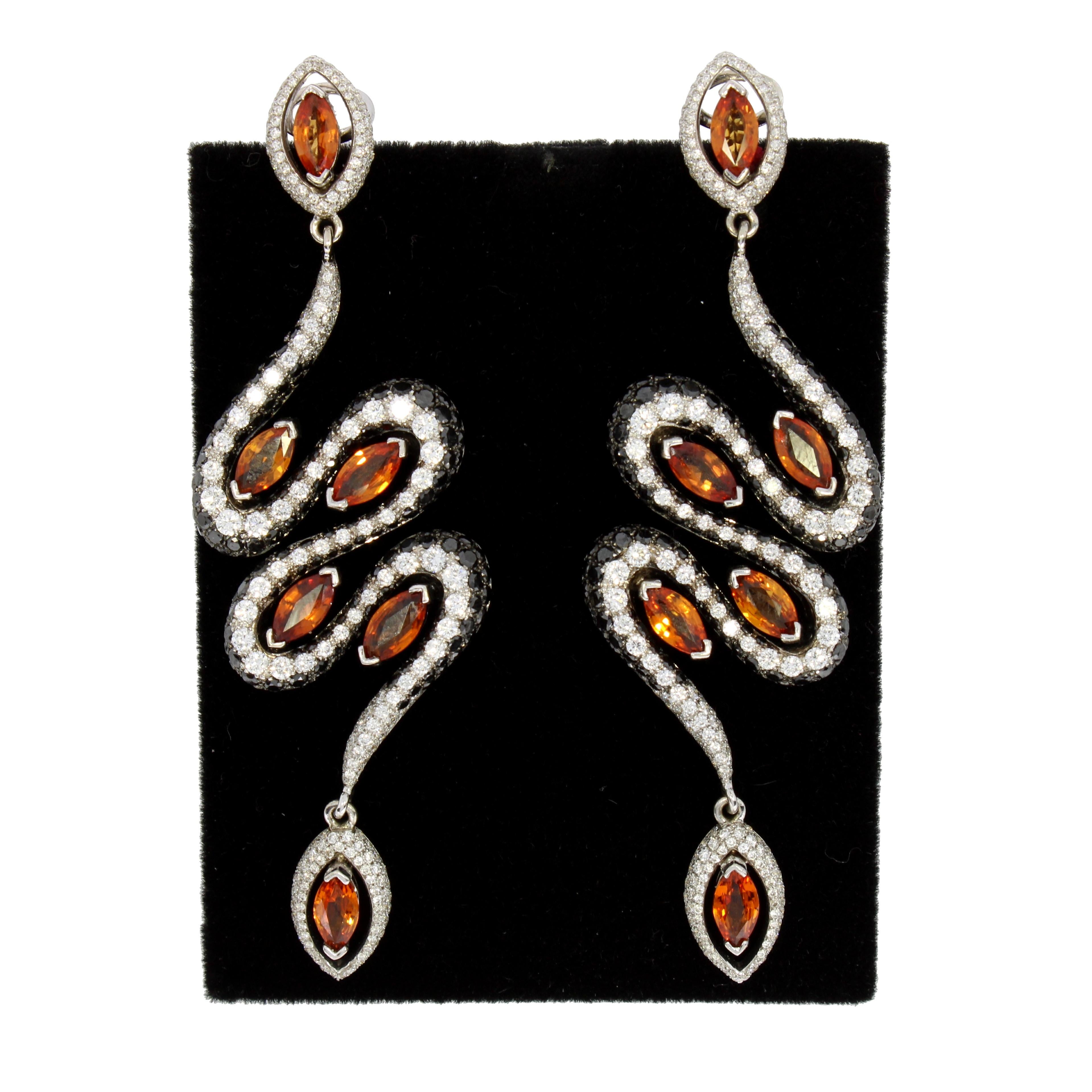 18 Karat White Gold Orange Sapphire and Diamond Signature Earrings by Niquesa In New Condition For Sale In London, GB