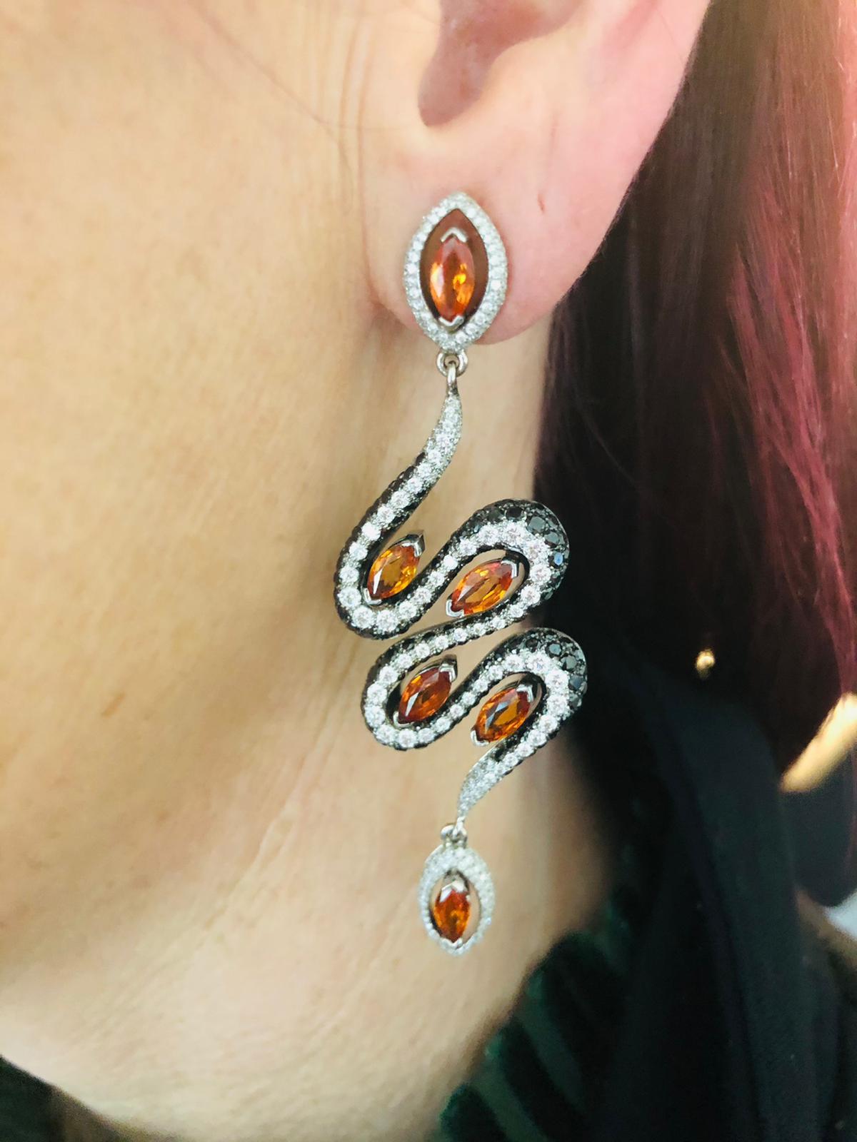 18 Karat White Gold Orange Sapphire and Diamond Signature Earrings by Niquesa For Sale 2