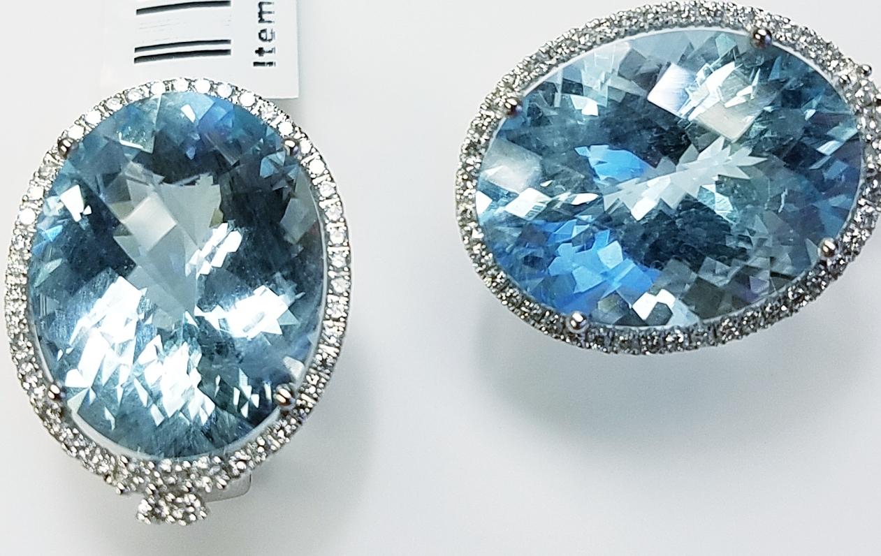 18 Karat White Gold Oval Cut Aquamarine and Diamond Earrings In New Condition In Great Neck, NY