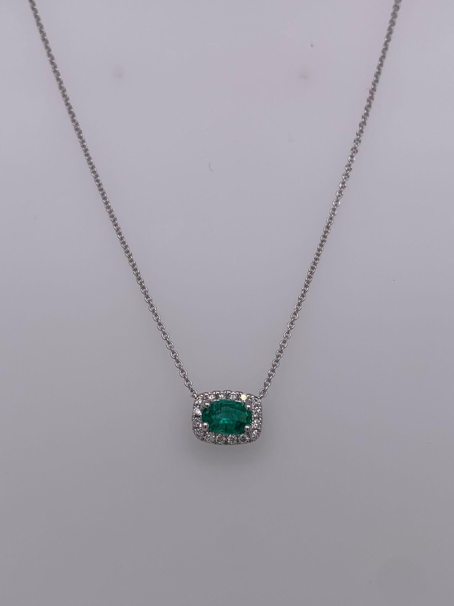 Oval Cut 18 Karat White Gold Oval Emerald & Diamond Necklace For Sale