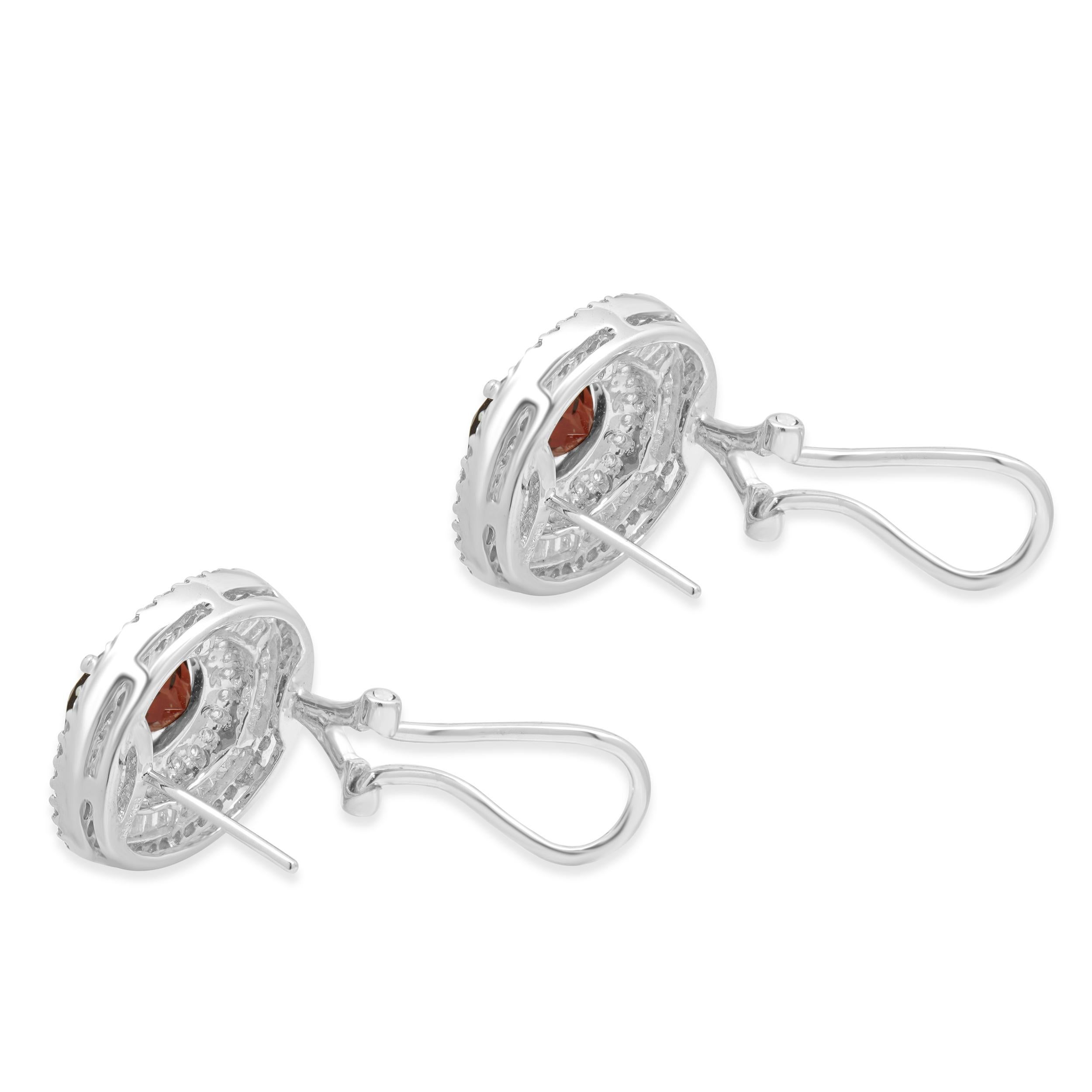 Boucles d'oreilles Ballerine en or blanc 18 carats grenat ovale et diamant Excellent état - En vente à Scottsdale, AZ