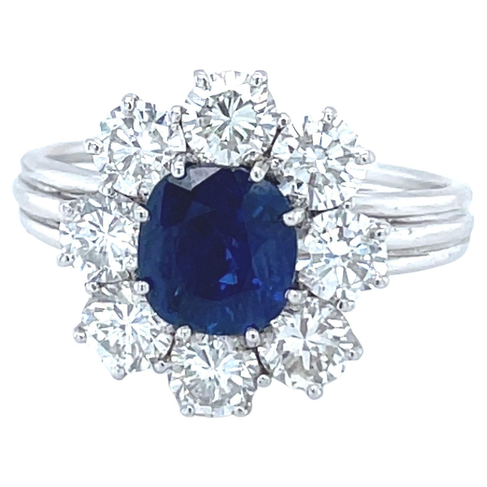 Anillo Cóctel Zafiro Ovalado Diamante Oro Blanco 18 Kilates
