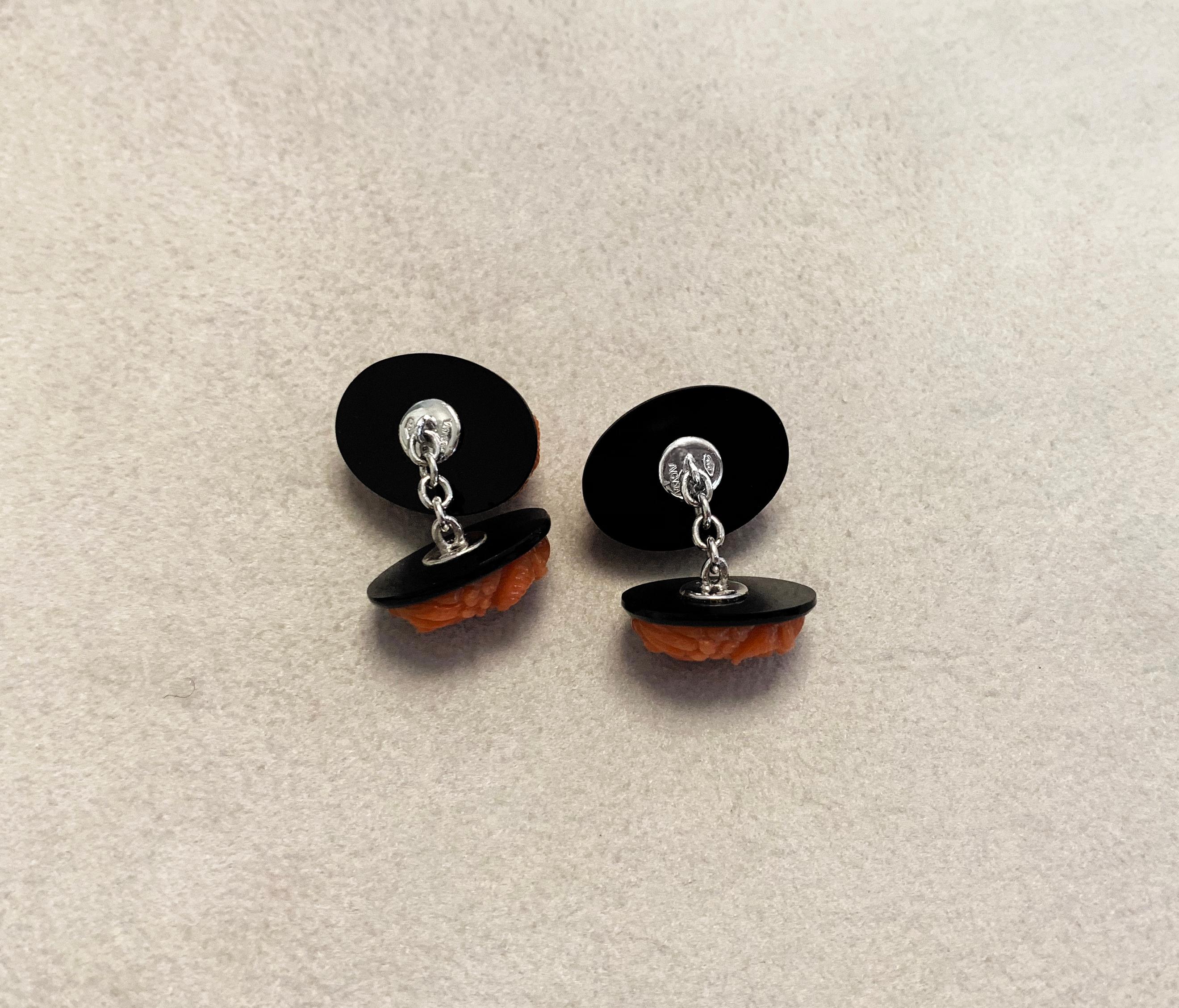 18 Karat White Gold Owl in Mediterranean Coral Onyx Diamonds Cufflinks In New Condition For Sale In Milano, IT