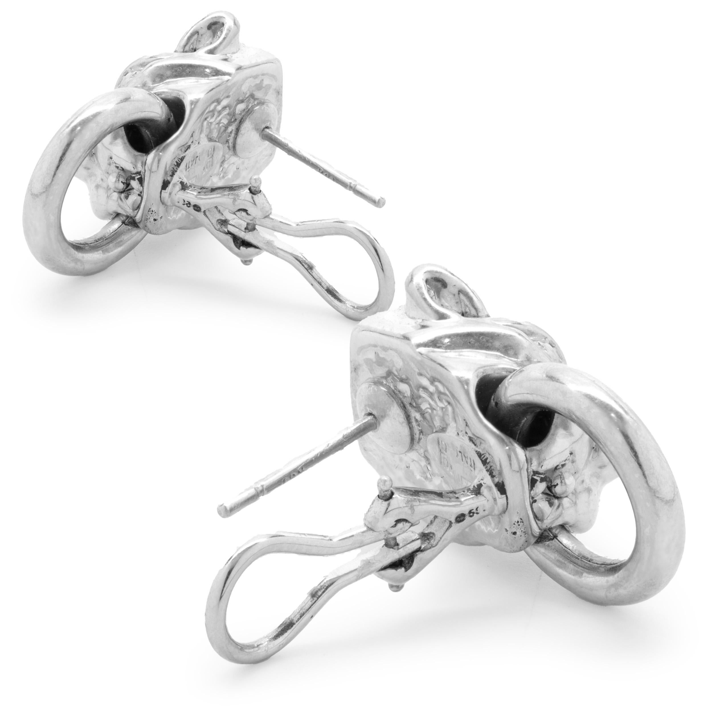 18 Karat White Gold Panther Earrings In Excellent Condition For Sale In Scottsdale, AZ