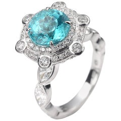 Bague cocktail Paraiba et diamants en or blanc 18 carats