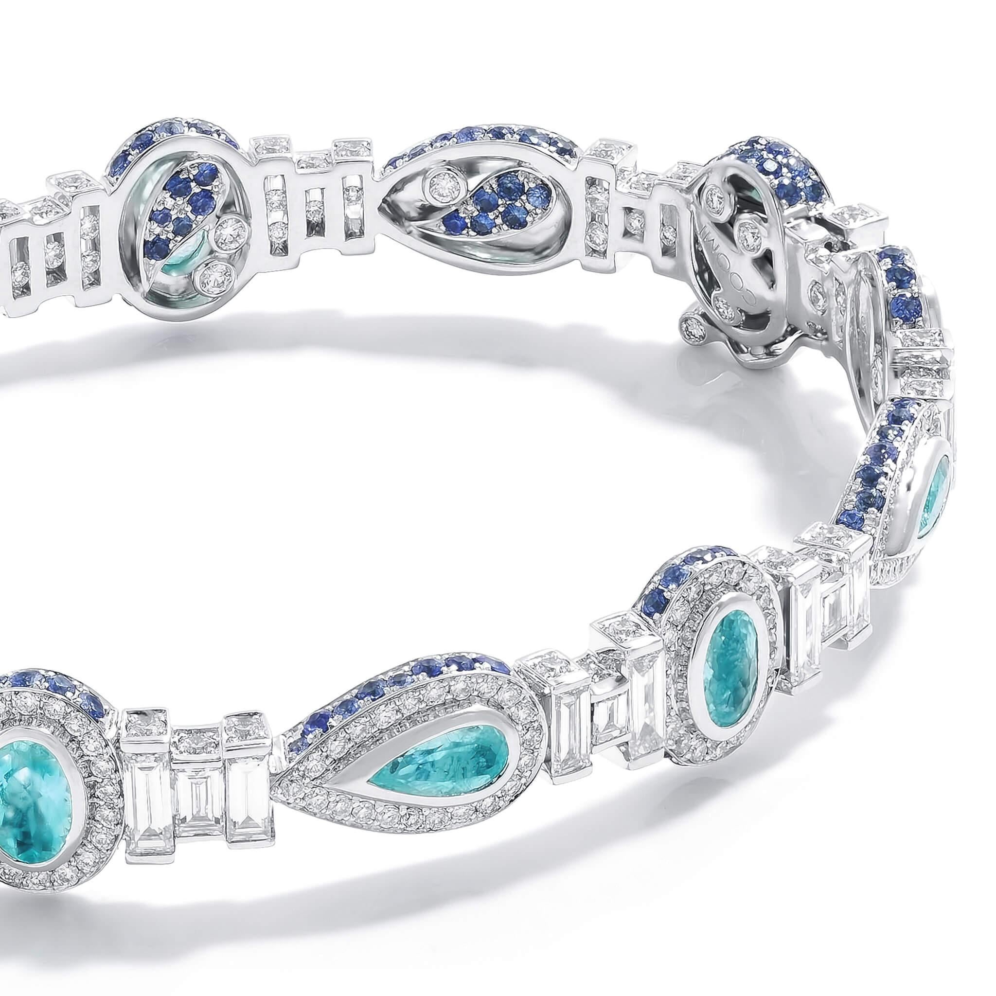 18 Karat White Gold Paraiba Diamond and Blue Sapphire, Bracelet In New Condition In Secaucus, NJ