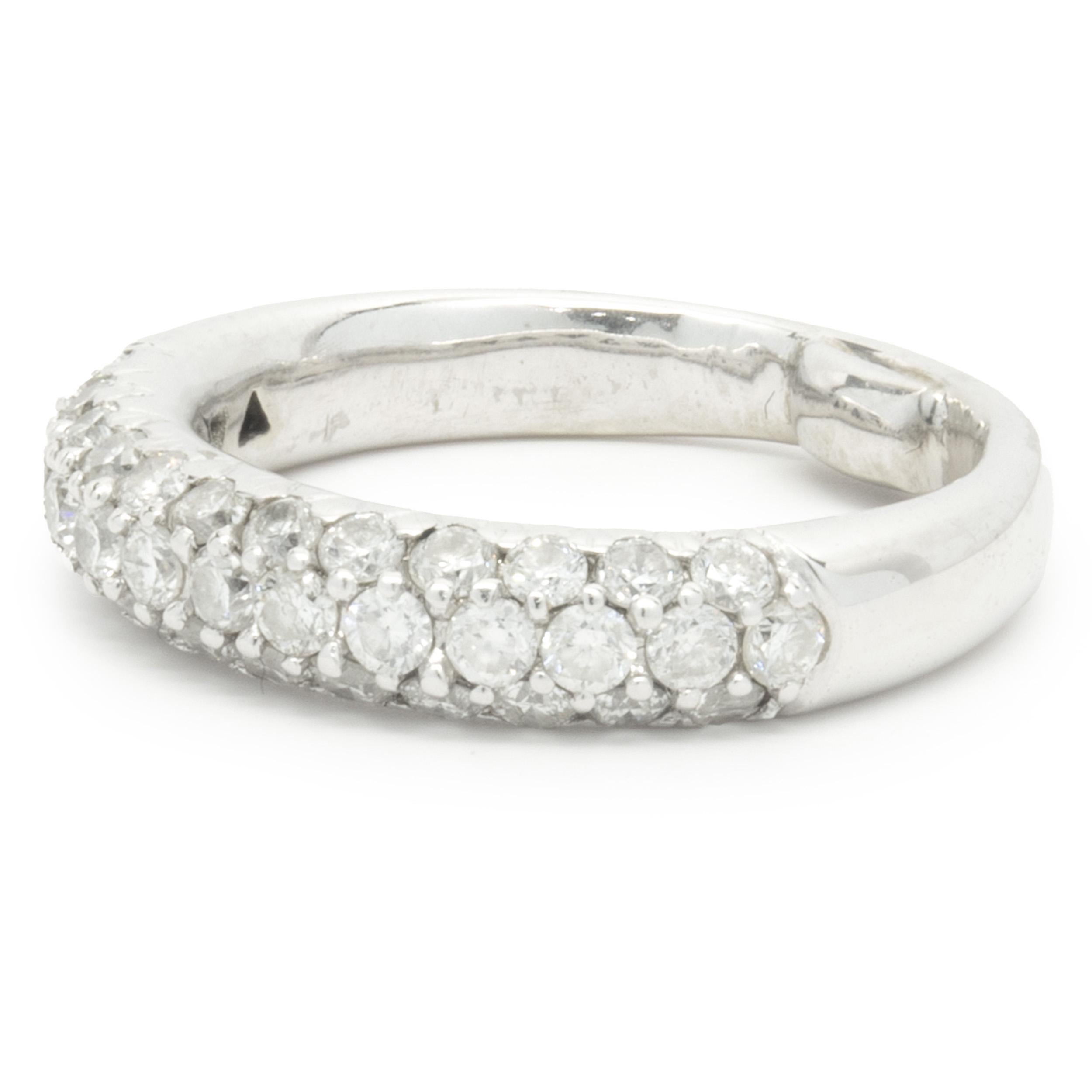 18 Karat White Gold Pave Diamond Band In Excellent Condition In Scottsdale, AZ