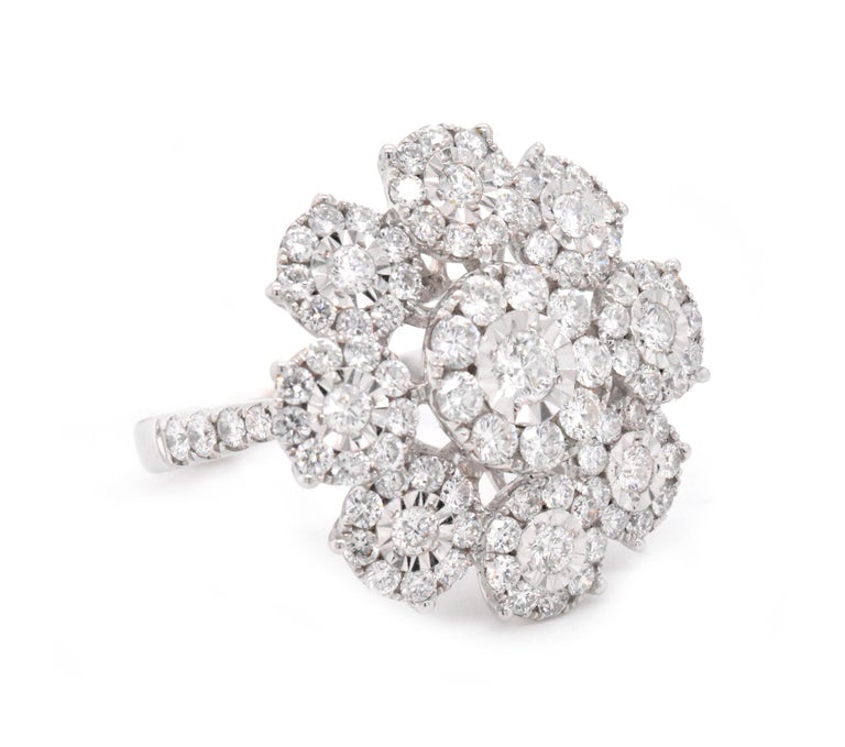 18 Karat White Gold Pavé Diamond Flower Ring For Sale at 1stDibs