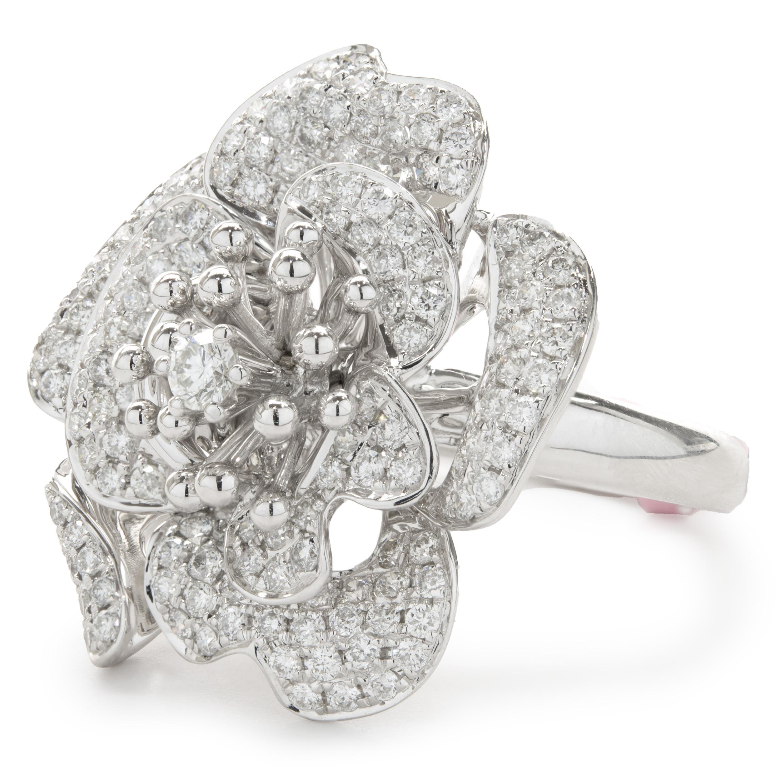 18 Karat White Gold Pave Diamond Flower Ring In Excellent Condition For Sale In Scottsdale, AZ