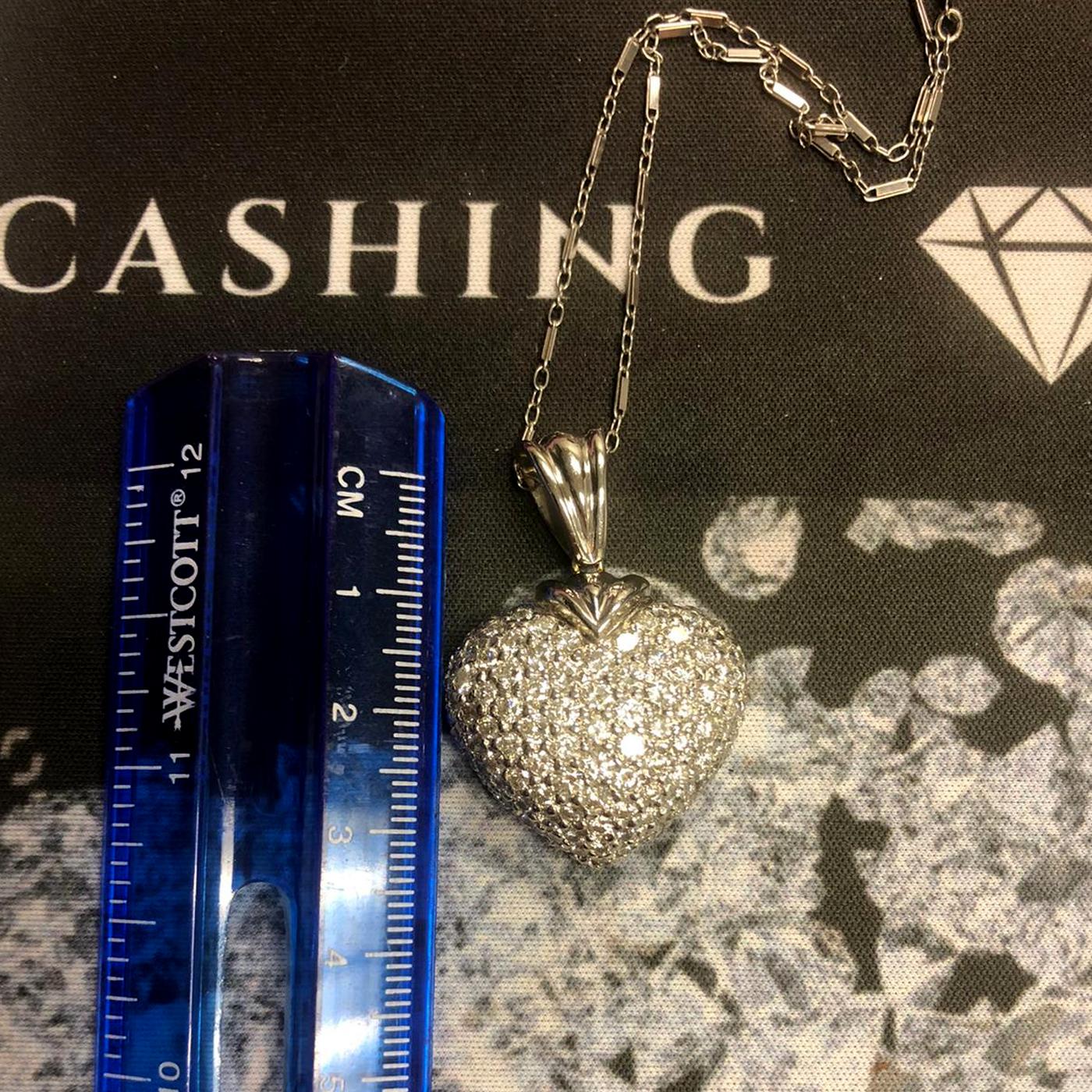  Heart Pendant Necklace 18 Karat White Gold Pave Diamond In Excellent Condition For Sale In Aventura, FL