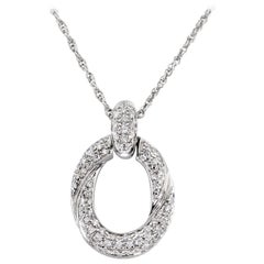 Collier pendentif à maillons en or blanc 18 carats pavé de diamants