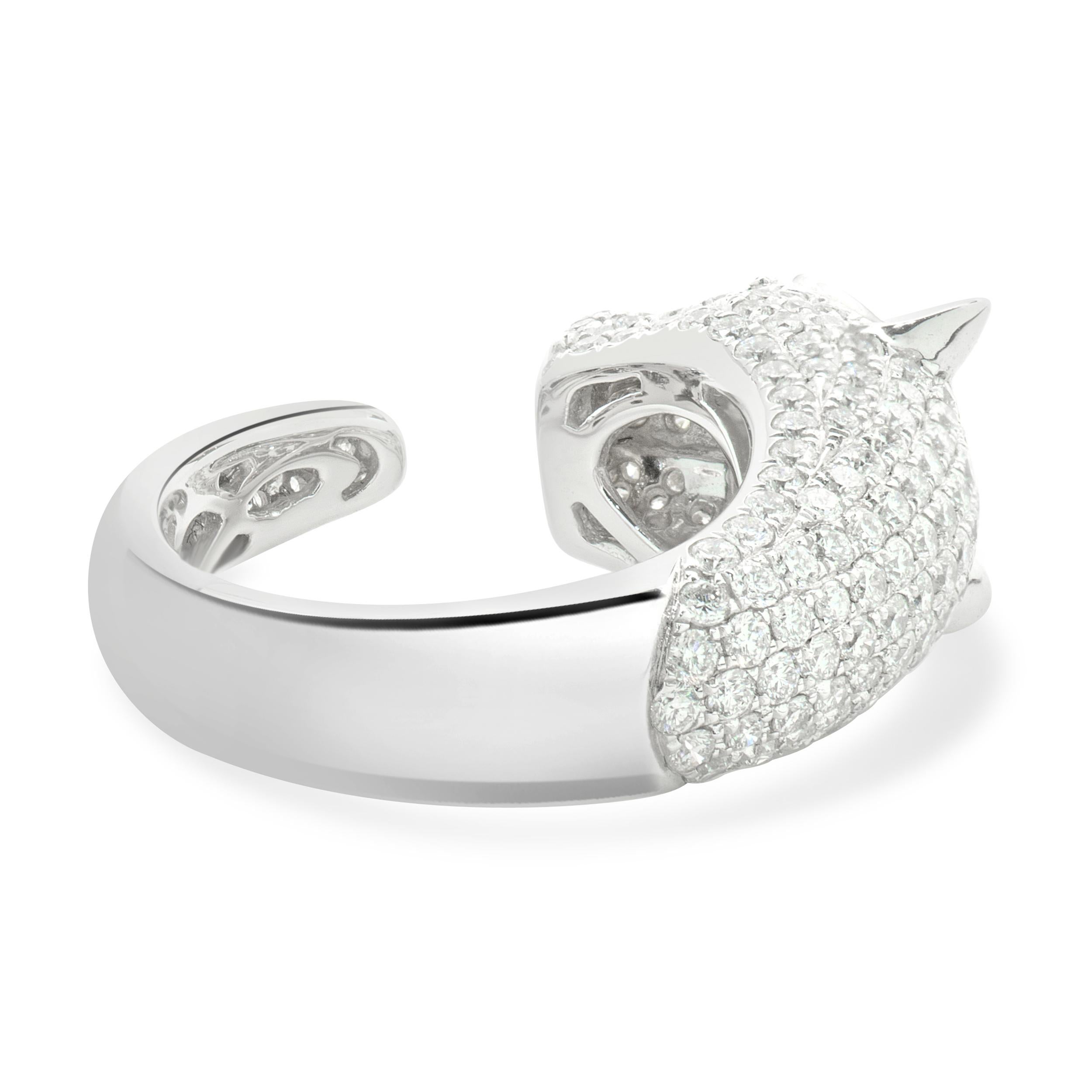 18 Karat White Gold Pave Diamond Panther Ring In Excellent Condition For Sale In Scottsdale, AZ