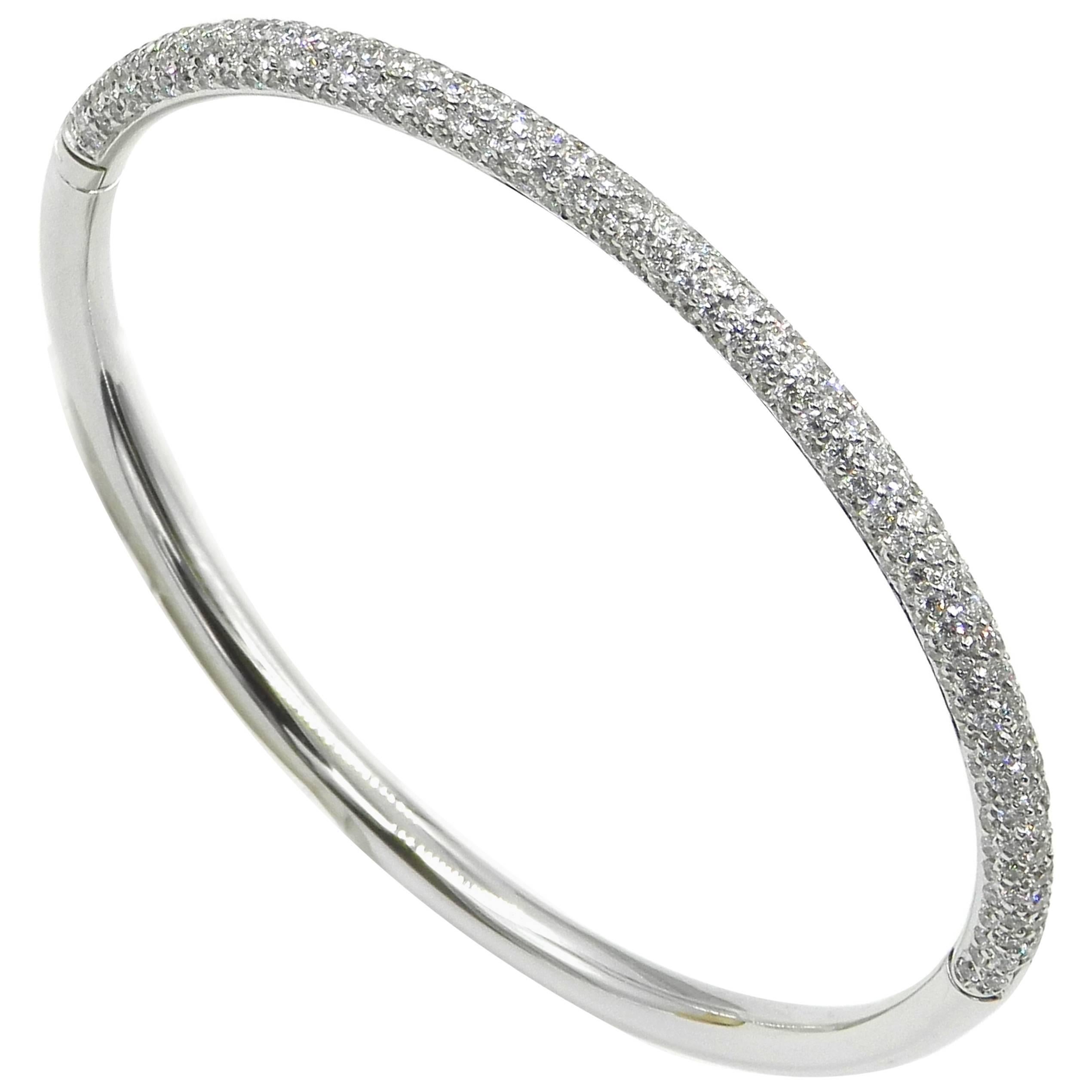 18 Karat White Gold Pave' Diamonds Garavelli Bangle Bracelet For Sale