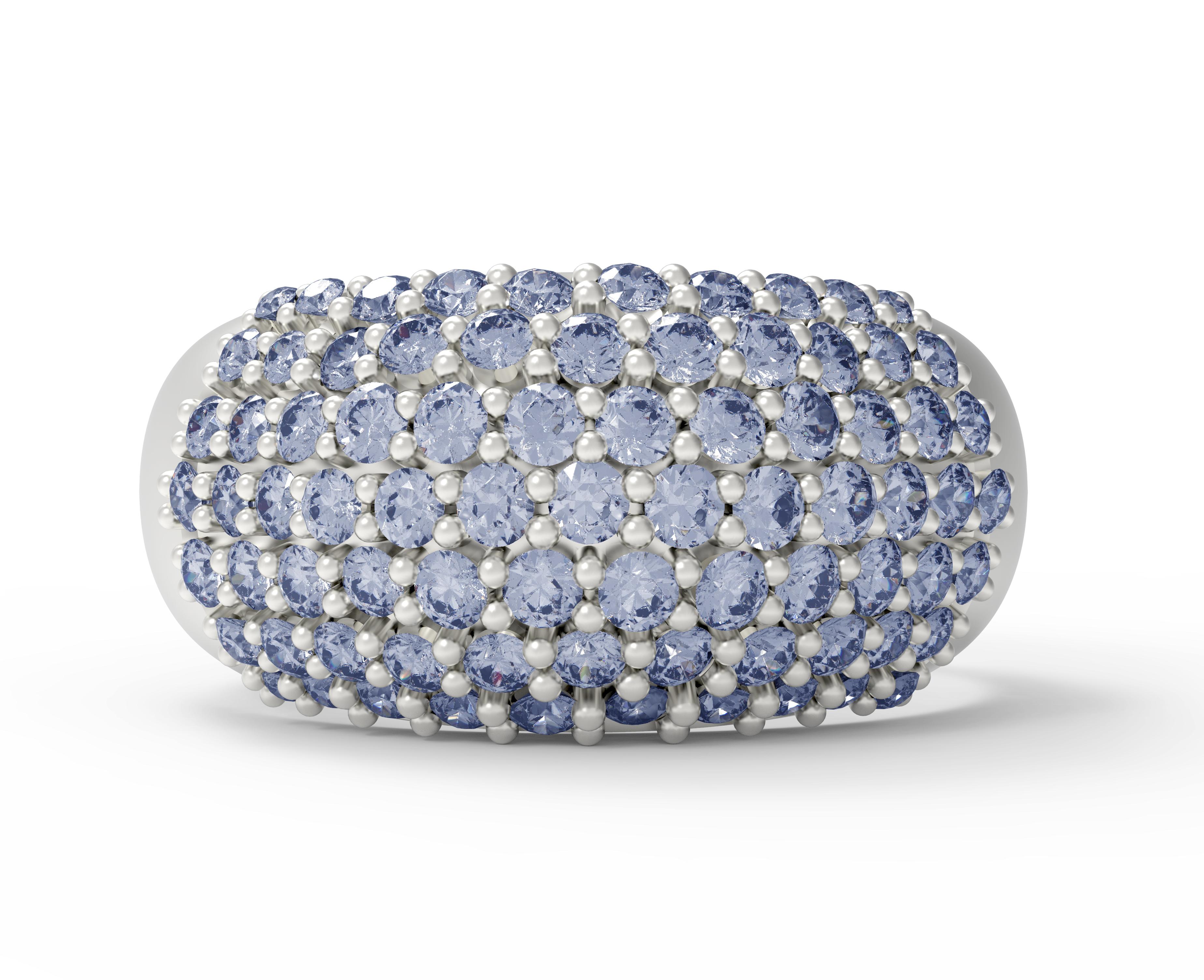 Eighteen Karat White Gold Pave Ring with Two Carats Tanzanites In New Condition For Sale In Berlin, DE
