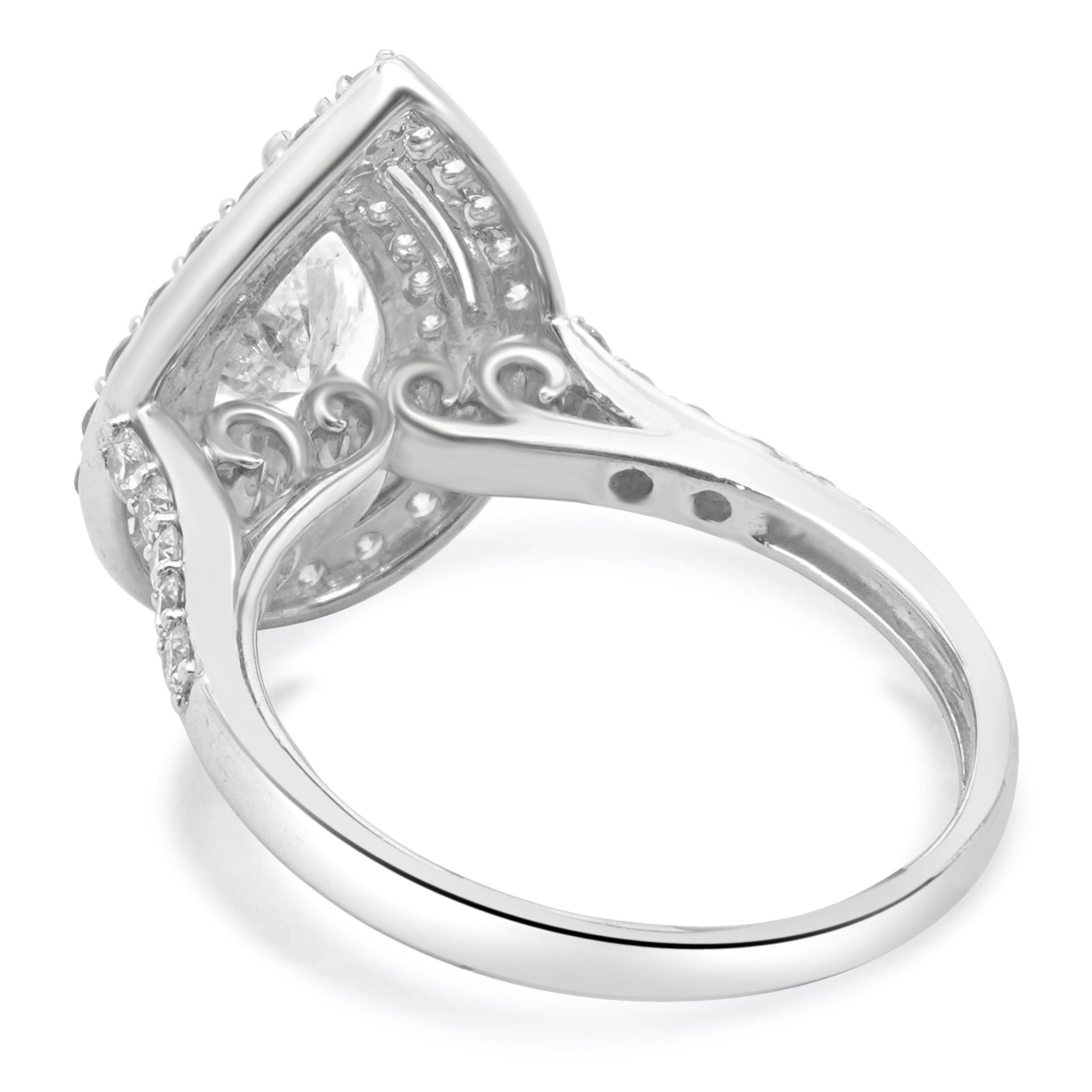 Anillo de compromiso de diamantes talla pera en oro blanco de 18 quilates Corte pera en venta