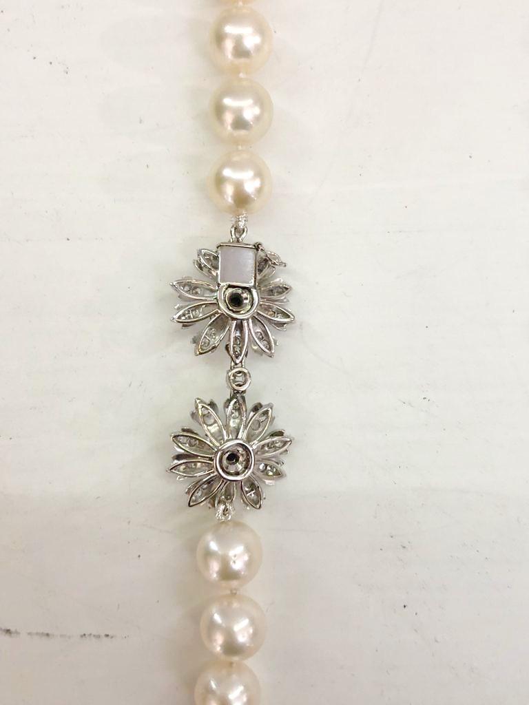 18 Karat Weißgold Perlen- und Diamant-Halskette Damen im Angebot