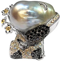 Broche pendentif en or blanc 18 carats avec perles et diamants