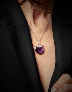 18 Karat White Gold Pendant Necklace Set with 14.30 Carat Amethyst and Diamonds