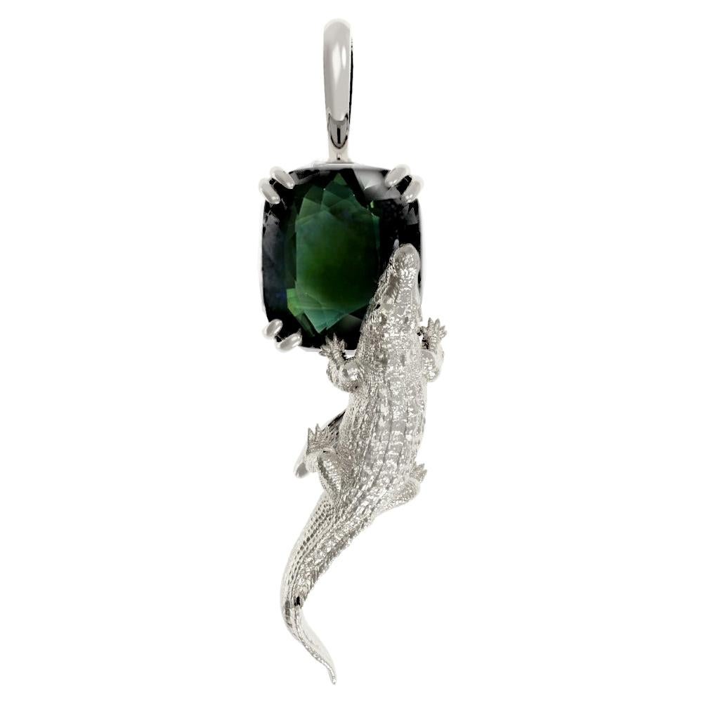 Eighteen Karat White Gold Pendant Necklace with Green Sapphire For Sale