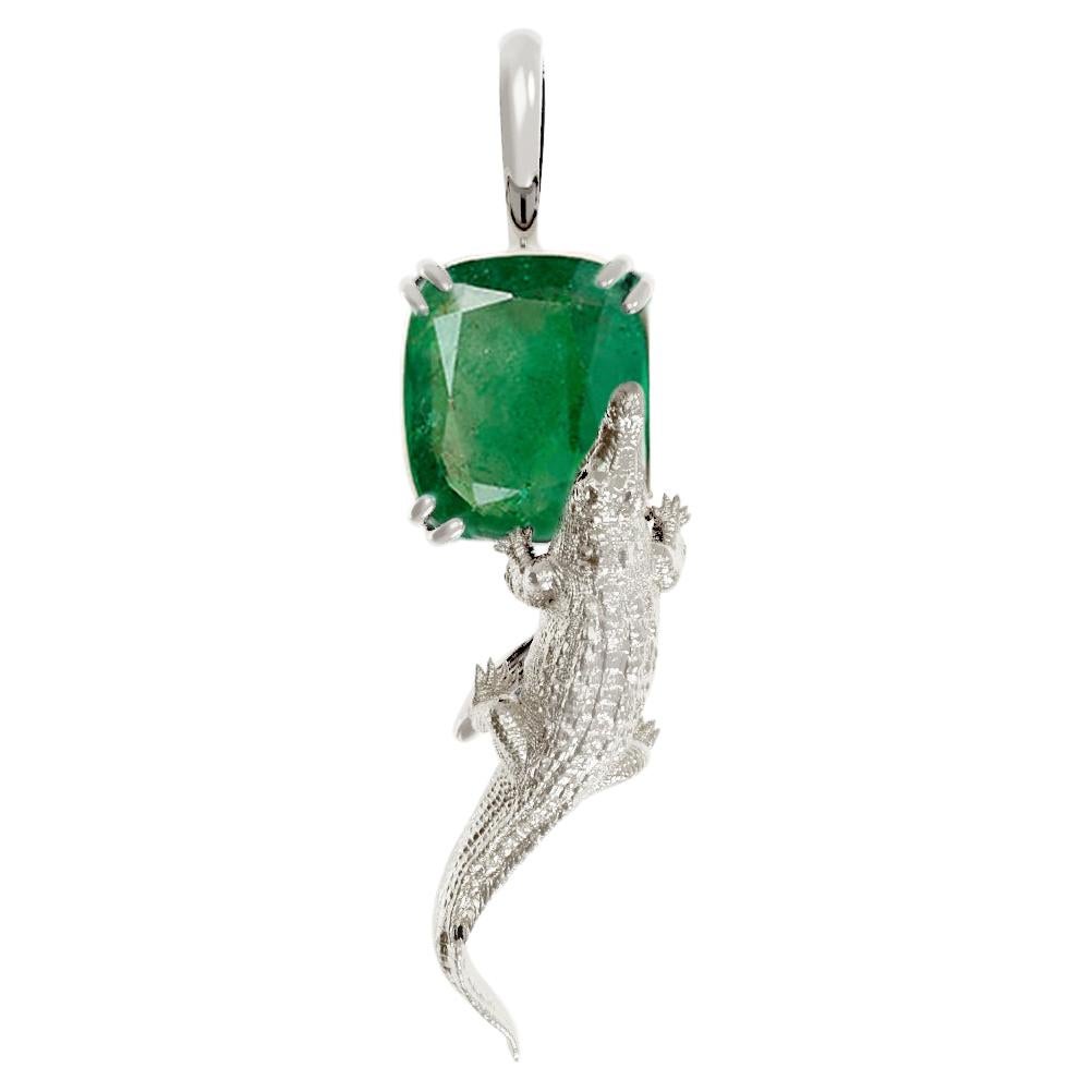 Eighteen Karat White Gold Pendant Necklace with Cushion Natural Emerald For Sale