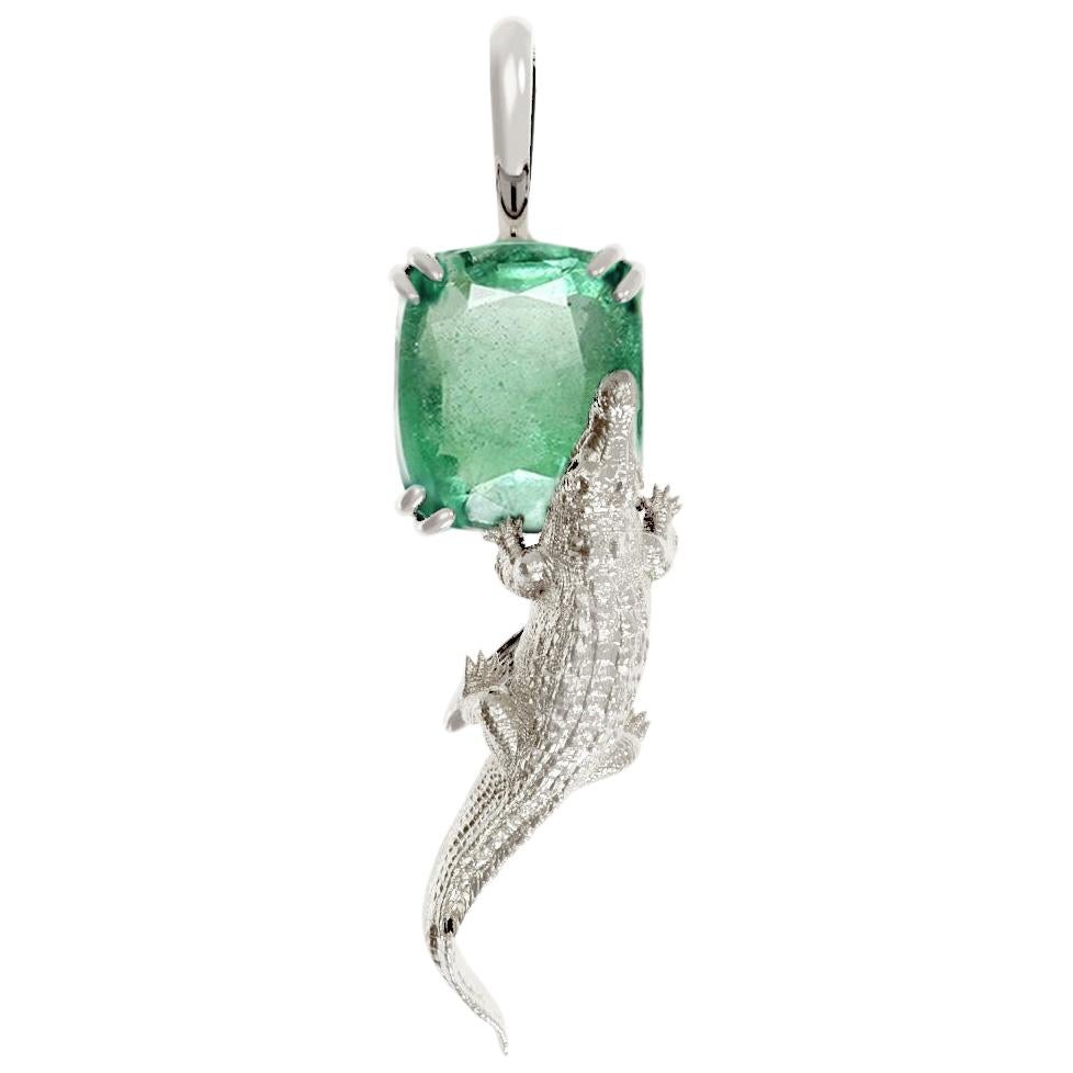 Eighteen Karat White Gold Pendant Necklace with Three Carats Emerald For Sale