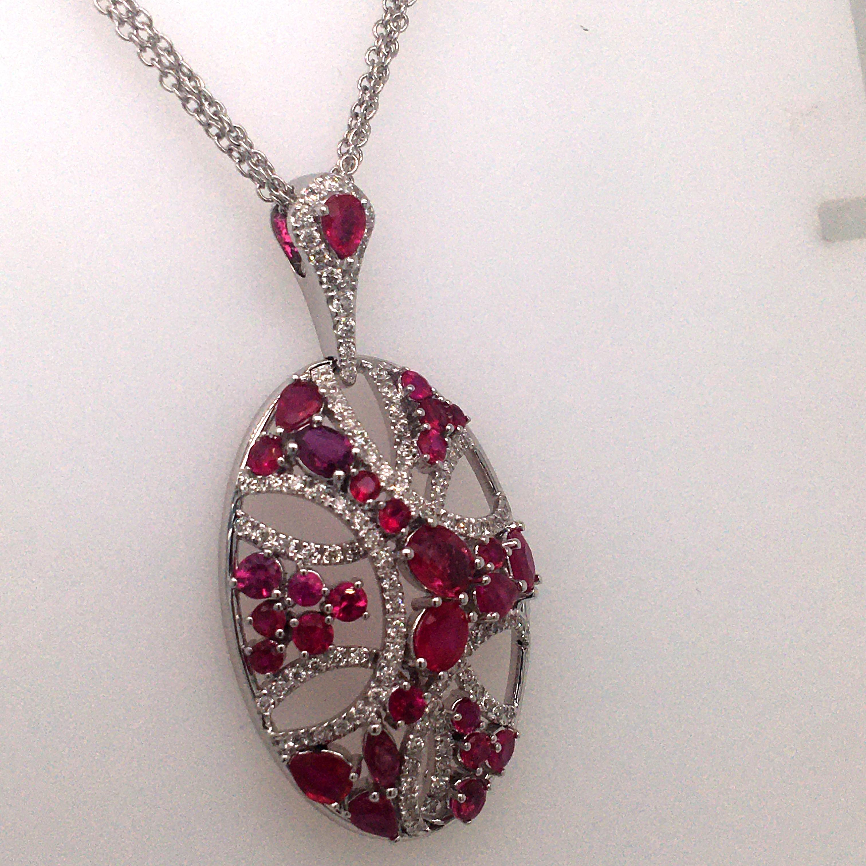 Women's 18 Karat White Gold Pendent Set with Diamonds and Ruby Made in Italy