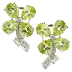 18 Karat White Gold Peridot and Diamond Clover Earrings