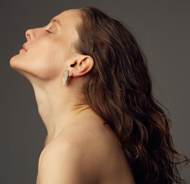 These artisan clip-on earrings, named Perseus, are made of 18 karat white gold with quartzes. This unique jewellery piece by the artist has been featured in Harper's Bazaar UA and was chosen by actress Anne Ratte-Polle for the 64th Berlinale film