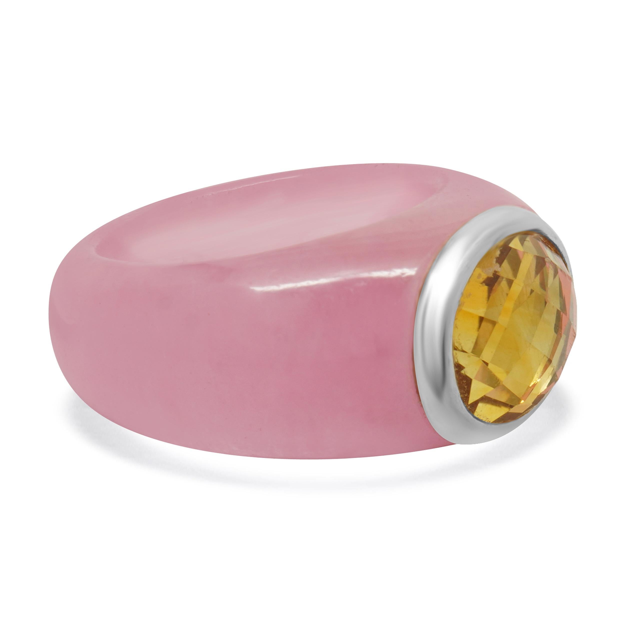 Ring aus 18 Karat Weißgold mit rosa Jadeit und Citrin (Ovalschliff) im Angebot