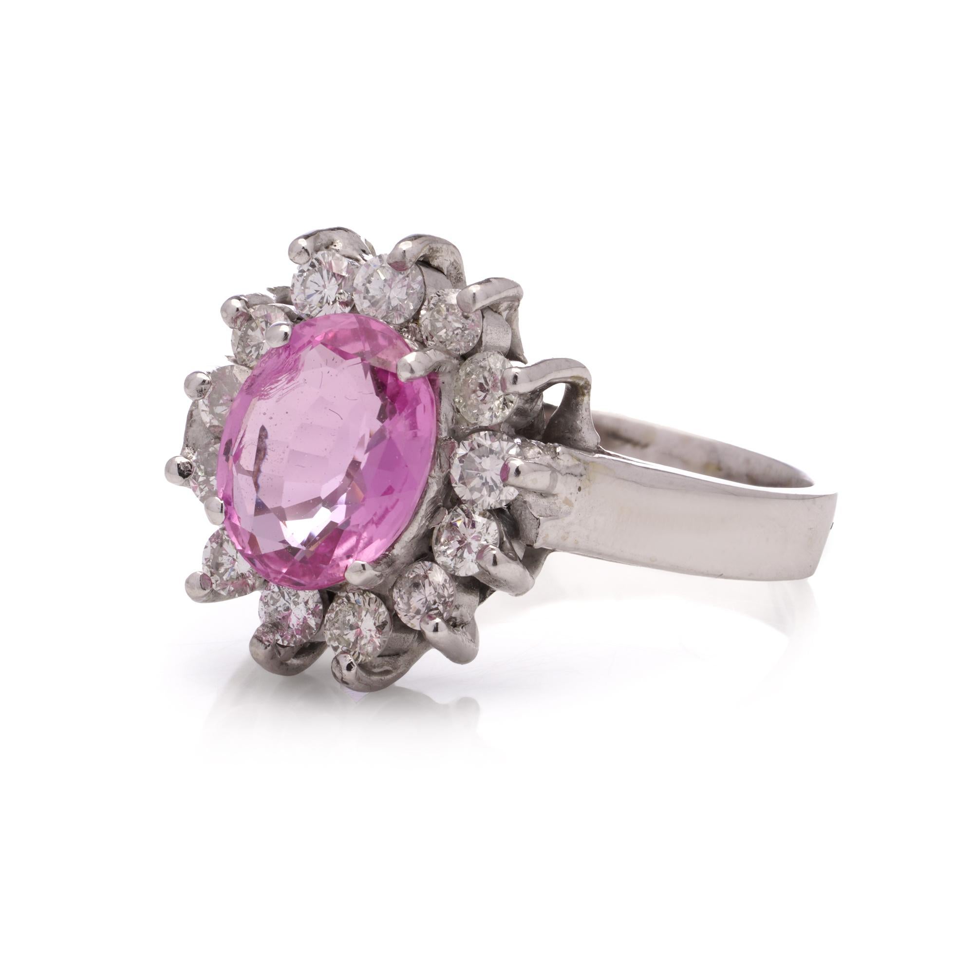 18 Karat White Gold Pink Sapphire and Diamond Cluster Ring In Excellent Condition For Sale In Braintree, GB