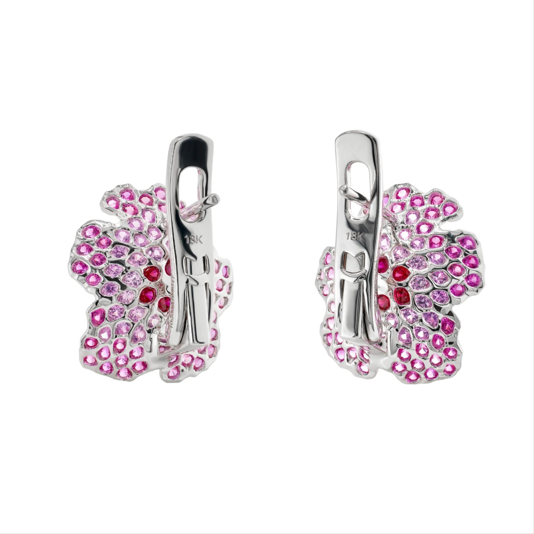 MOISEIKIN now features a delightful pink touch, which is this year's trend colour. Perfect for daily wear and fashion, these earrings celebrate the early flowering almond tree, a symbol of hope, abiding love, and friendship. The Almond Blossoms