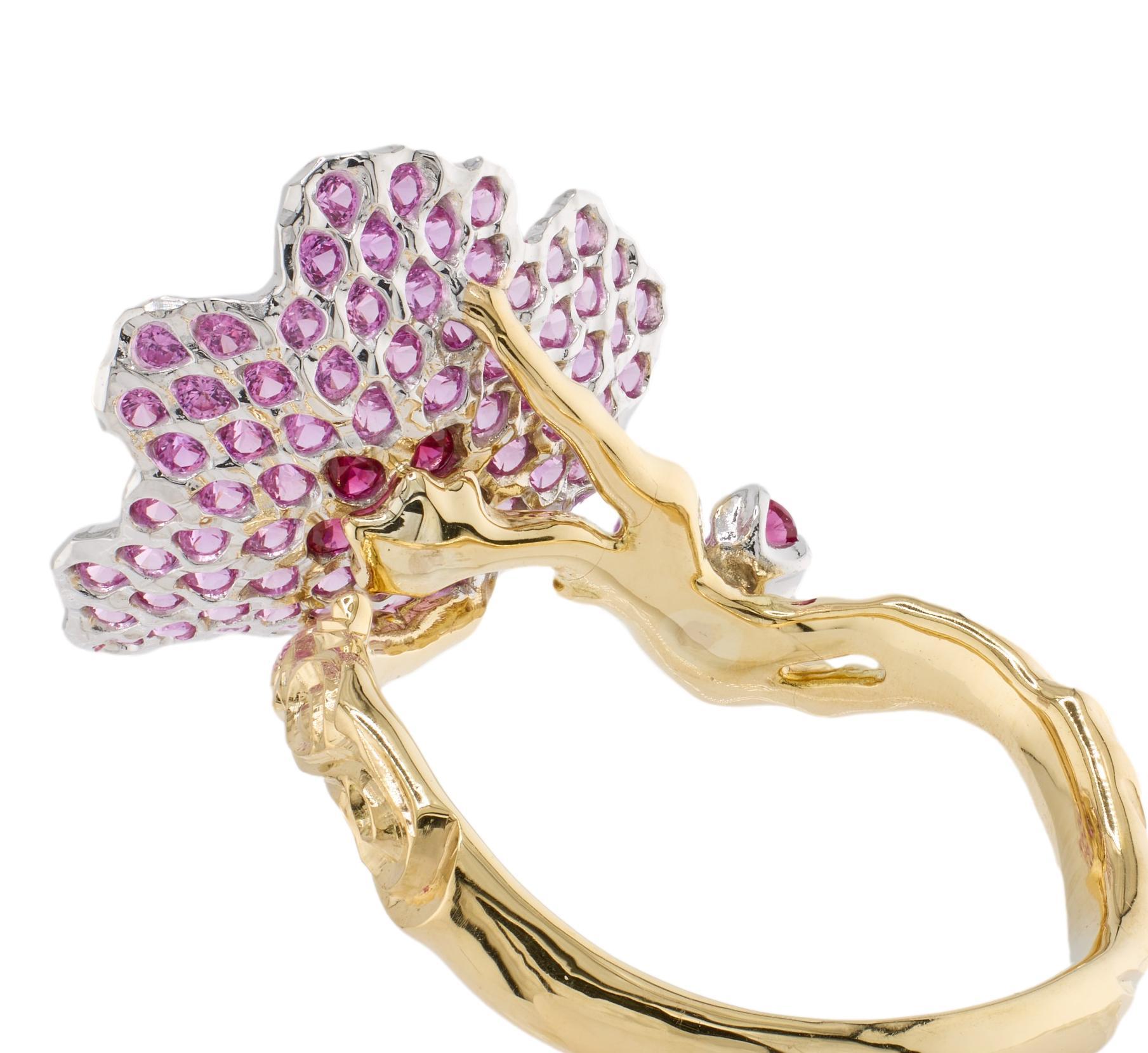 Contemporary 18 Karat White Gold Pink Sapphire Flower Ring by MOISEIKIN For Sale
