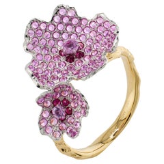 18 Karat White Gold Pink Sapphire Flower Ring by MOISEIKIN