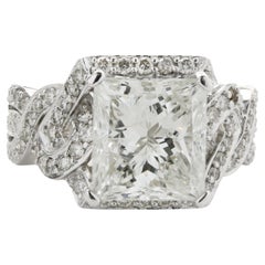 18 Karat White Gold Princess Cut Diamond Engagement Ring