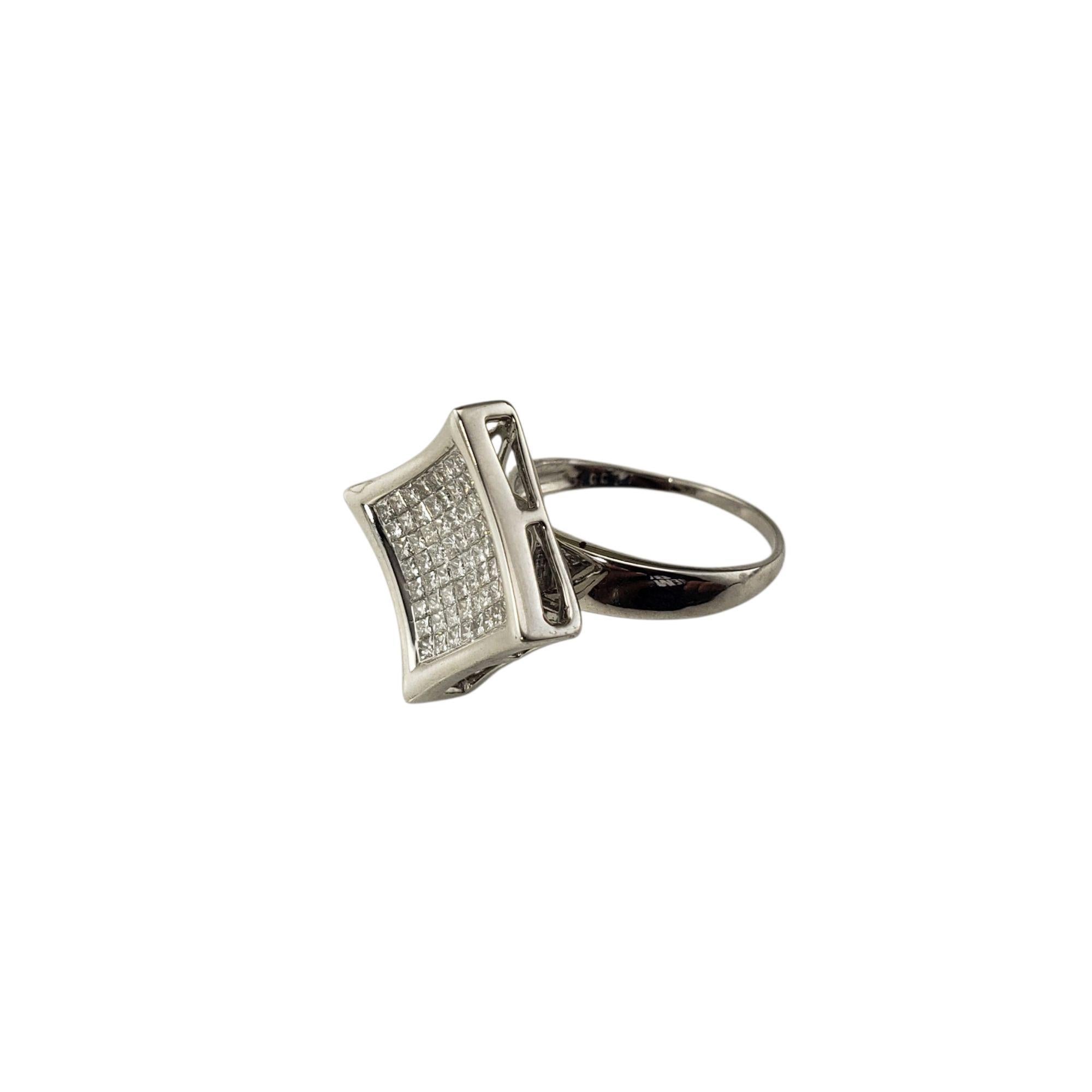 18 Karat Weißgold Prinzessinnenschliff Diamant Ring Größe 7 #21927 (Carréschliff) im Angebot