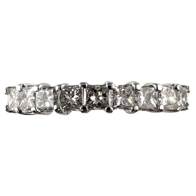 18 Karat White Gold Princess Cut Diamond Wedding Band Ring For Sale