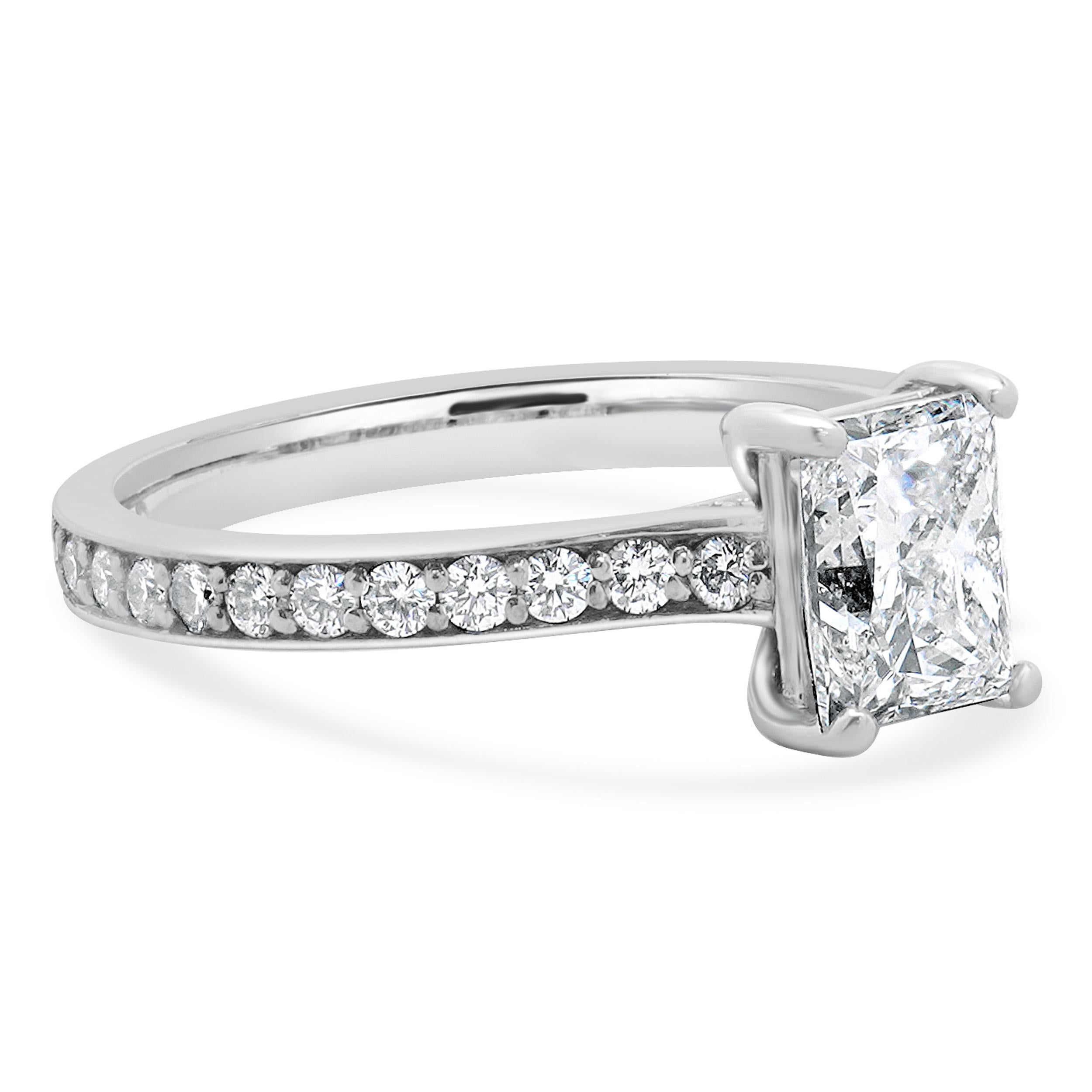 Women's 18 Karat White Gold Radiant Cut Diamond Engagement Ring For Sale