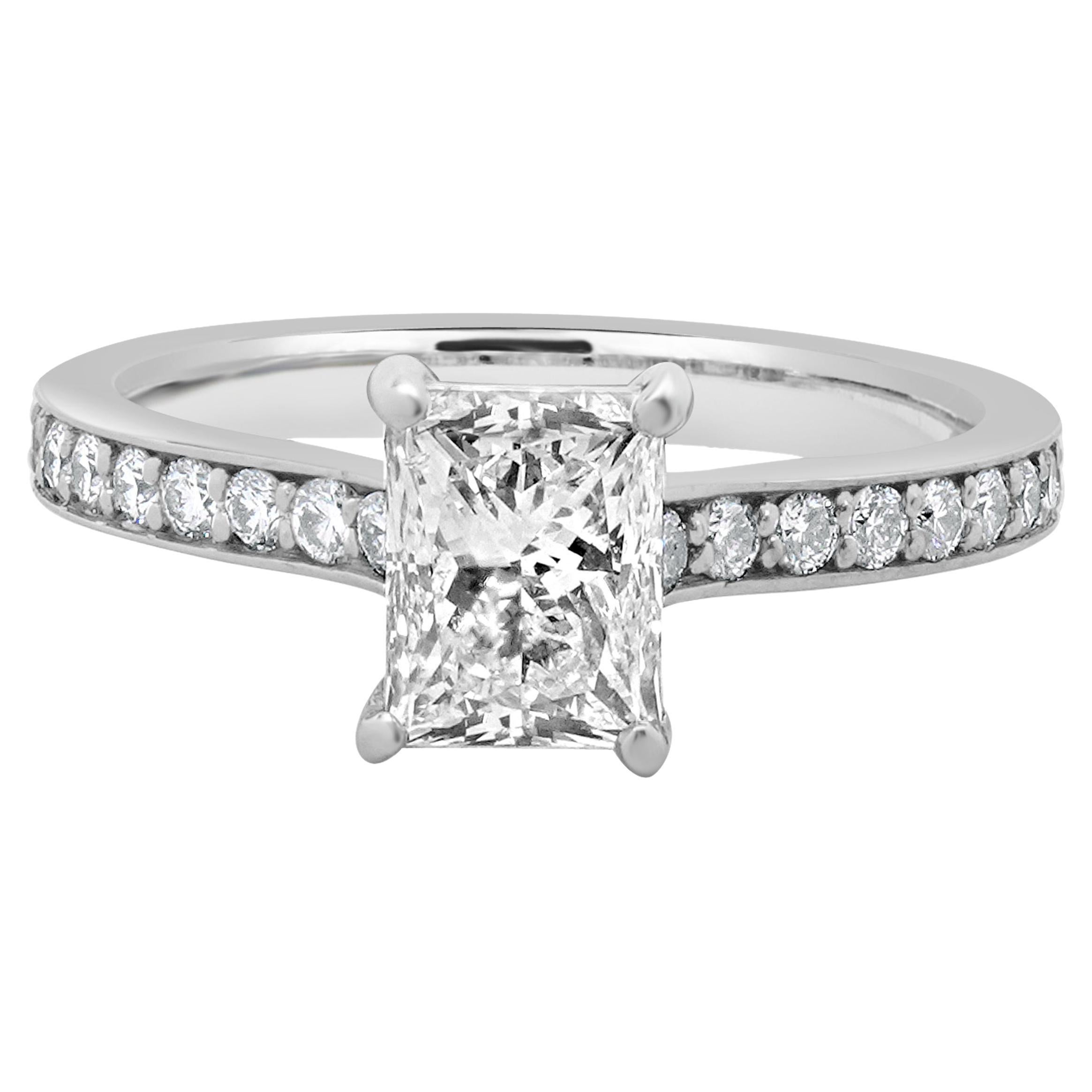 18 Karat White Gold Radiant Cut Diamond Engagement Ring