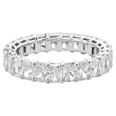 18 Karat White Gold Radiant Cut Diamond Eternity Band
