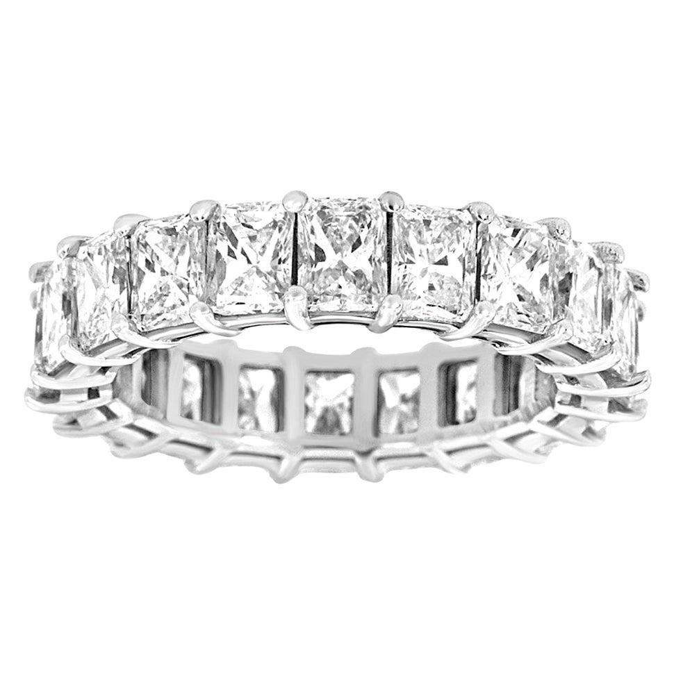 For Sale:  18 Karat White Gold Radiant Eternity Diamond Ring '6 Carat'