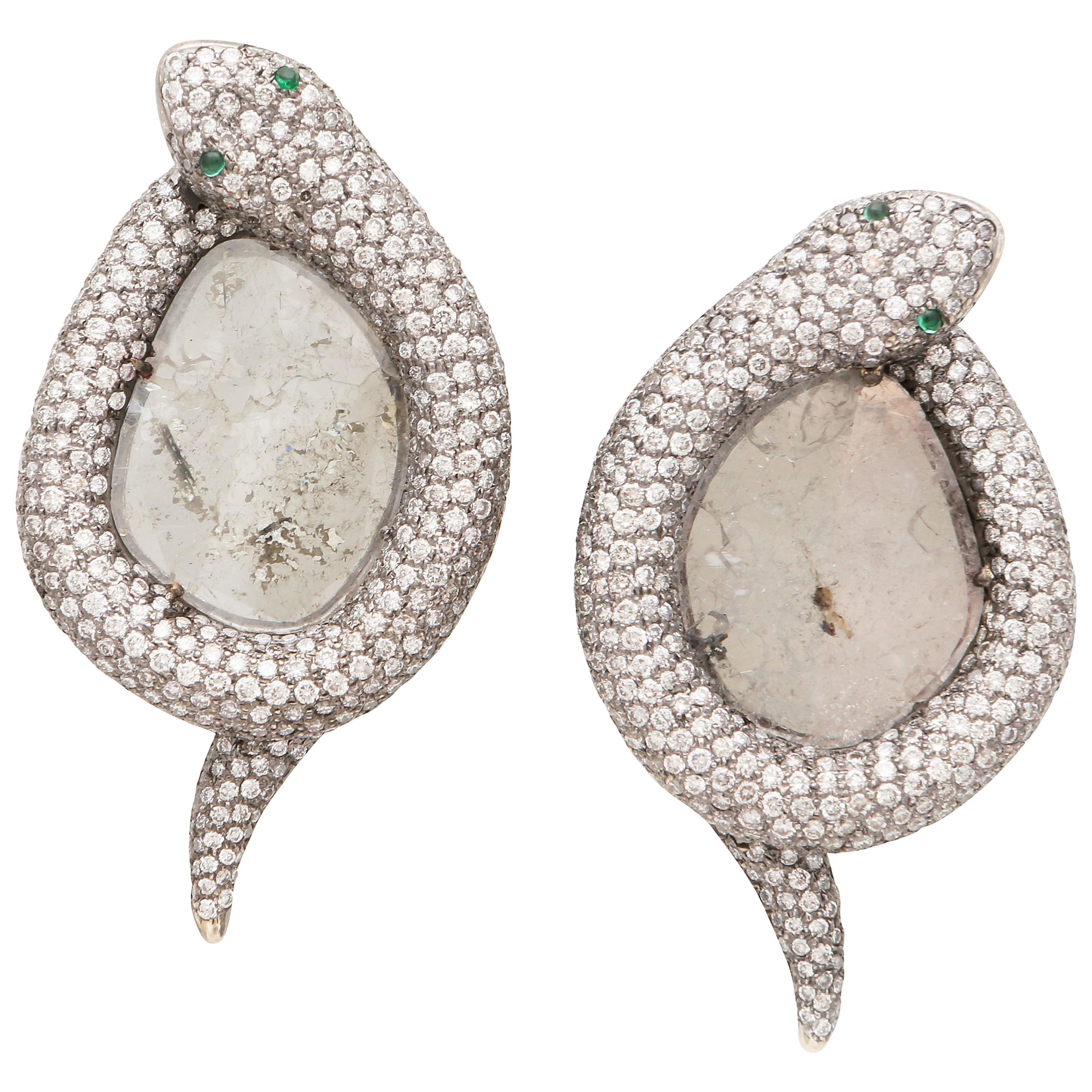  Manpriya B Slice Diamond 18K White Gold Rhodium Plated Serpent Stud Earrings For Sale