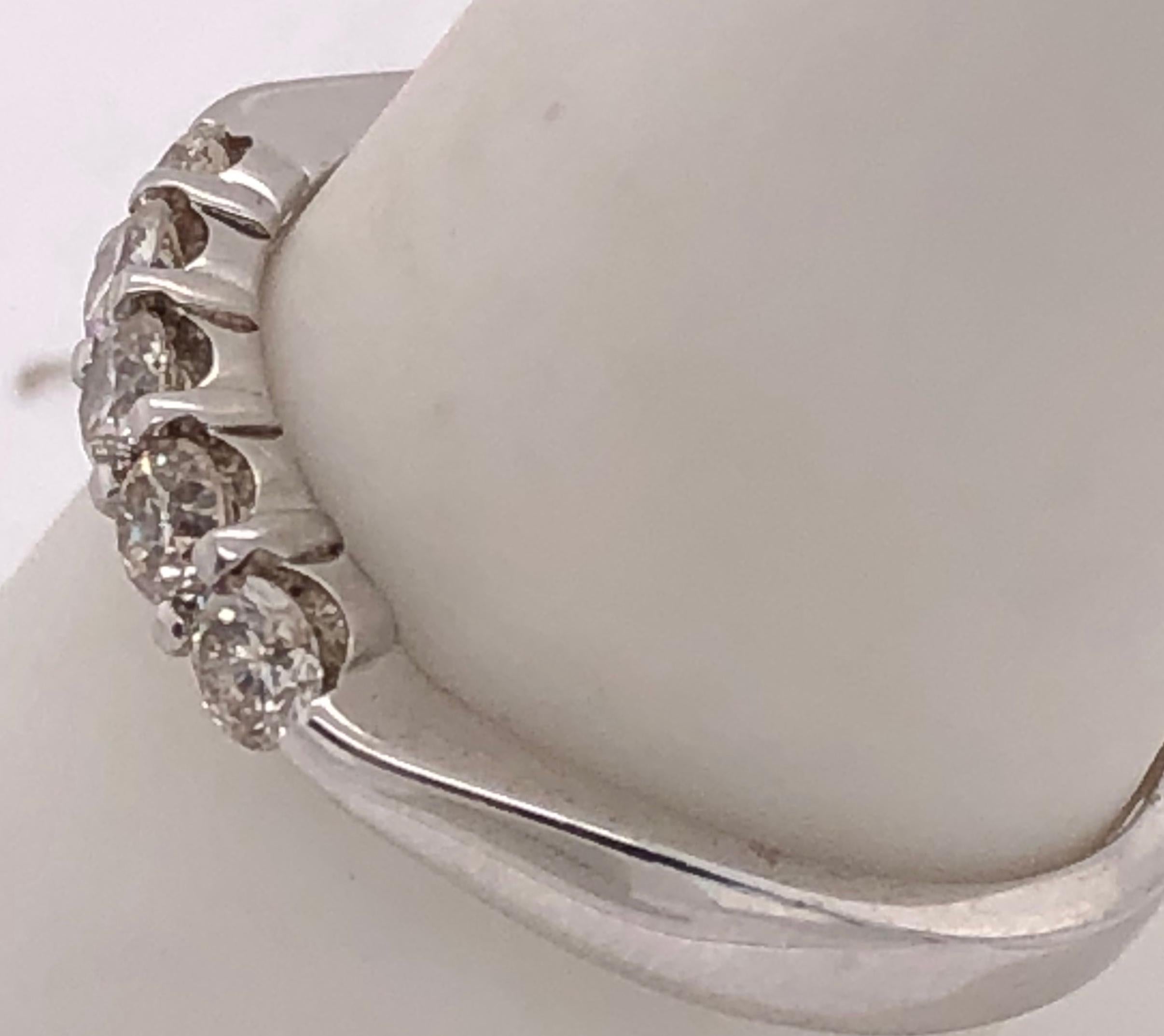 18 Karat White Gold Ring Engagement Anniversary Band with Five Diamonds For Sale 1