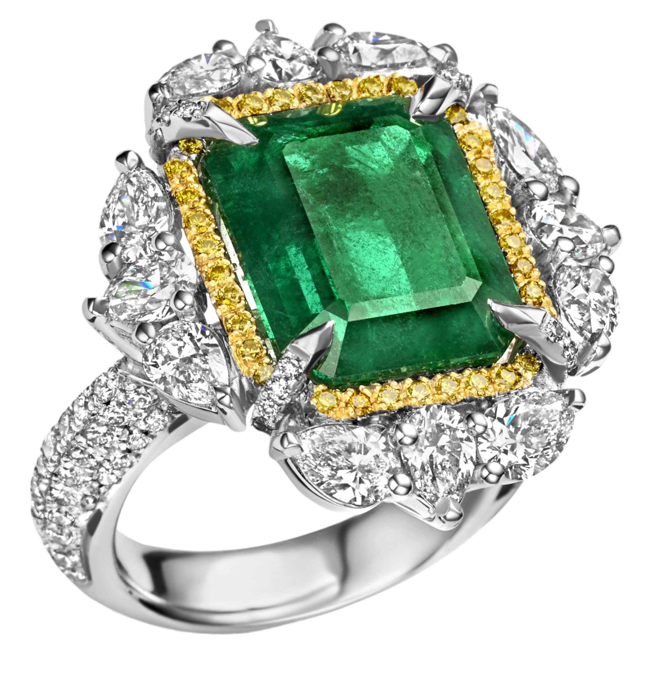 Emerald Cut 18 Karat White Gold Ring with 12.27 Carat Emerald, Pear Shape Diamonds 2.62 Ct For Sale
